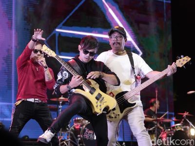 Karaoke Bareng SM*SH, Radja, Wali hingga Setia Band