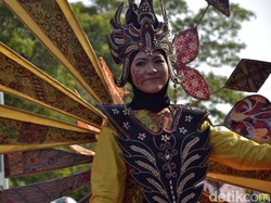 Bertema Biota Laut, Pekalongan Batik Carnival Berlangsung Meriah