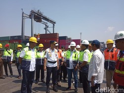 Menhub Blusukan ke Tanjung Priok, Cek Bongkar Muat Akhir Pekan