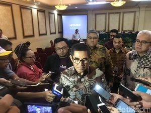 Alasan Hamdan Zoelva Bela Pengacara TW: Tak Enak Tolak, Dia Teman Lama Alasan Hamdan Zoelva Bela Pengacara TW: Tak Enak Tolak, Dia Teman Lama