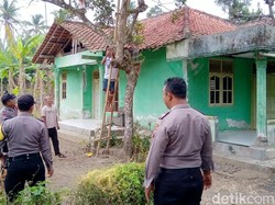 Malam Masih Nonton Bola di TV, Pagi Pria Ini Ditemukan Gantung Diri