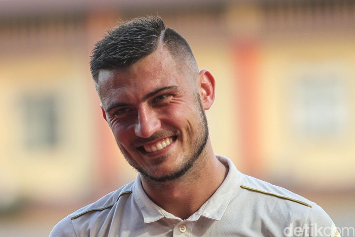 Pemain PSS Sleman, Yevhen Bokhashvili.