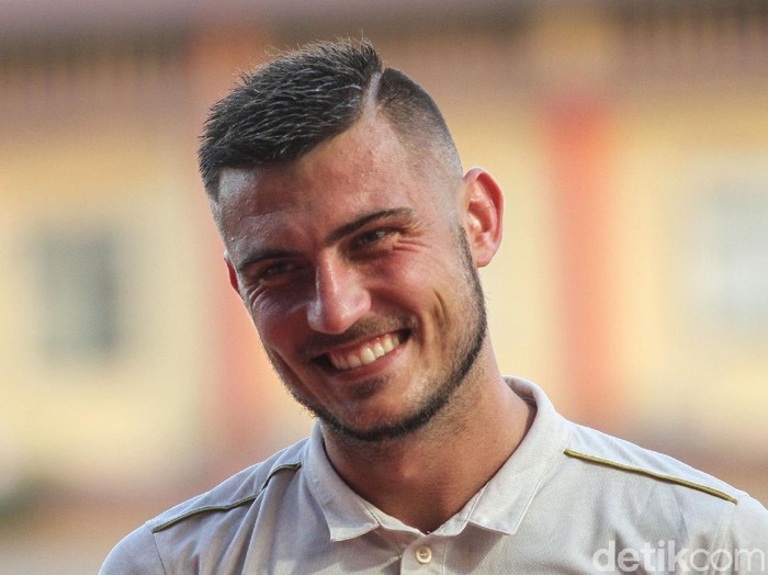 Pemain PSS Sleman, Yevhen Bokhashvili.