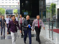 Punya Harta Miliaran, Ini Kendaraan Milik Bupati Lampung Utara