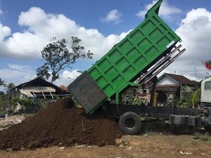 Pemkab Gianyar Sulap Bekas Pembuangan Sampah Liar Jadi Hutan Kota Pemkab Gianyar Sulap Bekas Pembuangan Sampah Liar Jadi Hutan Kota