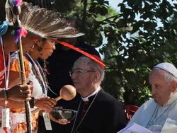 Paus Pertimbangkan Pastor Menikah untuk Layani Kawasan Amazon