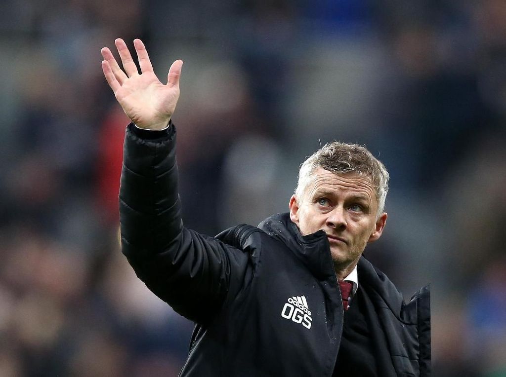 Solskjaer Masih Dibela Solskjaer Masih Dibela