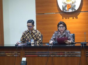 KPK Tetapkan Bupati Lampung Utara Tersangka Suap KPK Tetapkan Bupati Lampung Utara Tersangka Suap