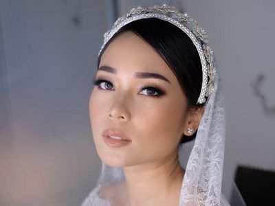 Influencer Ayla Dimitri Menikah, Intip Penampilan Cantiknya Jadi Pengantin