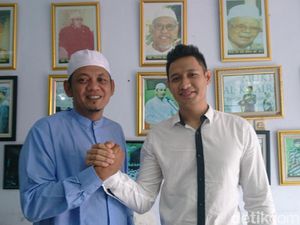 Maju Pilwalkot Cilegon 2020, Pesinetron Lian Firman Daftar ke NasDem Maju Pilwalkot Cilegon 2020, Pesinetron Lian Firman Daftar ke NasDem