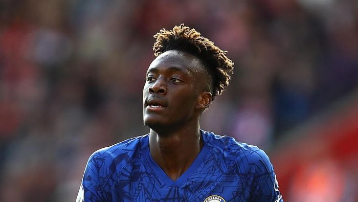 Striker Chelsea Tammy Abraham sudah bikin 8 gol dari 8 laga. (Foto: Julian Finney/Getty Images)