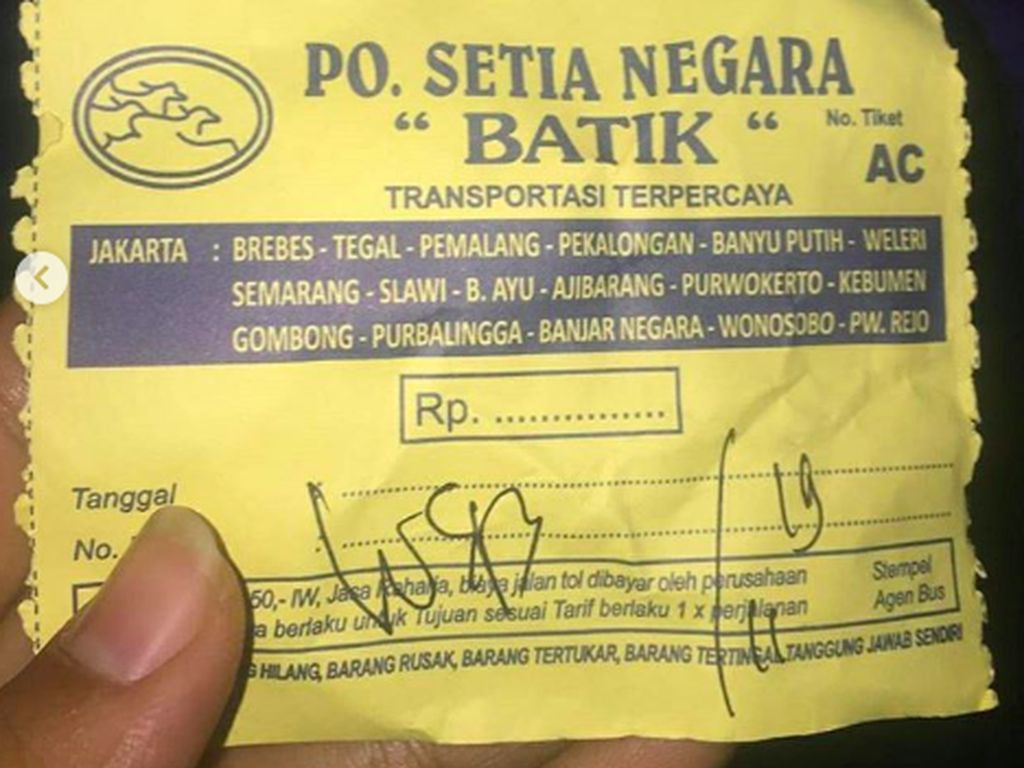 Masih Ada Aja Bus Nakal! Penumpang Diturunin Seenaknya Masih Ada Aja Bus Nakal! Penumpang Diturunin Seenaknya