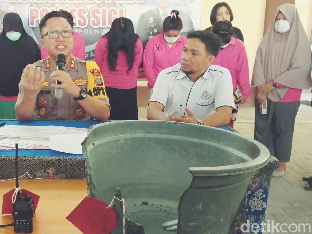 10 Napi Jadi Tersangka Pembakaran Lapas Perempuan di Sigi, 2 Masih DPO 10 Napi Jadi Tersangka Pembakaran Lapas Perempuan di Sigi, 2 Masih DPO