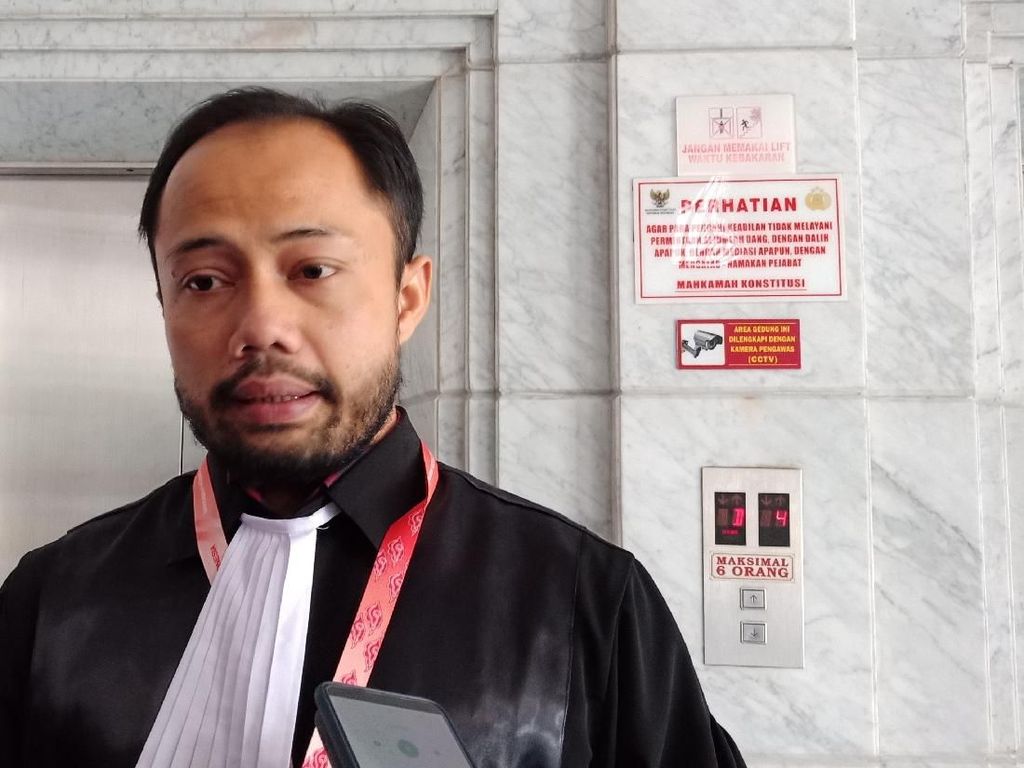 Gugat UU Pilkada ke MK, ICW Minta Pembatasan Eks Koruptor Calonkan Diri Gugat UU Pilkada ke MK, ICW Minta Pembatasan Eks Koruptor Calonkan Diri