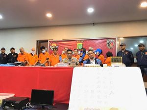 Polisi Buru Penyandang Dana Kasino di Apartemen Robinson