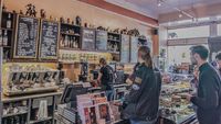 Bukan Sembarang Kafe, Ini Tempat J.K Rowling Pertama Kali Menulis Buku Harry Potter