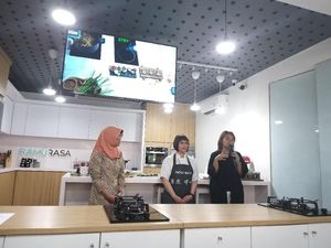 Tak Cuma Buku, Indonesia Boyong 4 Seniman untuk Bikin Mural di FBF 2019 Tak Cuma Buku, Indonesia Boyong 4 Seniman untuk Bikin Mural di FBF 2019
