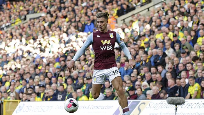 NORWICH, ENGLAND - OCTOBER 05: Jack Grealish of Aston Villa during the Premier League match between Norwich City and Aston Villa at Carrow Road on October 5, 2019 in Norwich, United Kingdom. (Photo by Henry Browne/Getty Images)