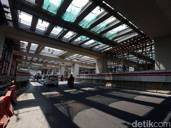 Penampakan Terkini Proyek LRT Cawang-Dukuh Atas