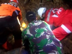 2 Korban Tewas Longsor Cibeber Cianjur Pasangan Suami Istri