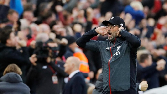 Soccer Football - Premier League - Liverpool v Leicester City - Anfield, Liverpool, Britain - October 5, 2019  Liverpool manager Juergen Klopp celebrates after James Milner scores their second goal  REUTERS/Phil Noble  EDITORIAL USE ONLY. No use with unauthorized audio, video, data, fixture lists, club/league logos or 