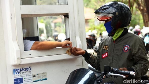 Tarifnya Bakal Naik, Ini Penampakan Parkir di DKI