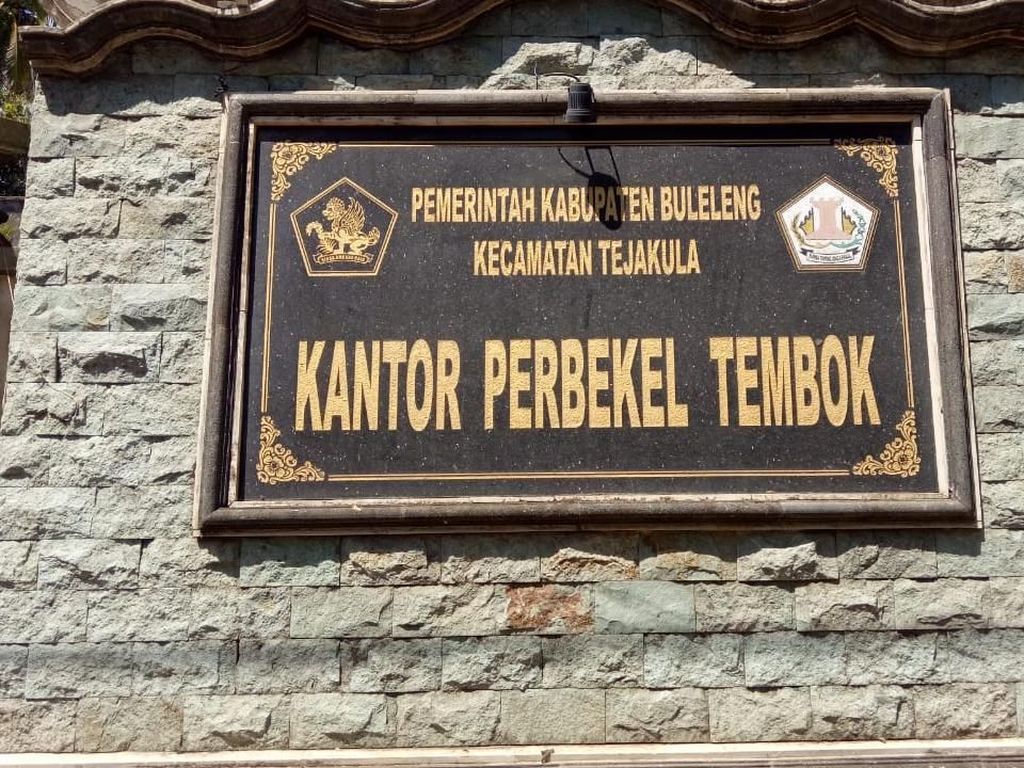 Unik! Hajatan Nikah Tanpa Plastik Sekali Pakai di Desa Bali Ini Berhadiah Babi Unik! Hajatan Nikah Tanpa Plastik Sekali Pakai di Desa Bali Ini Berhadiah Babi