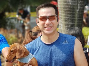 Ari Wibowo Soroti Perjuangan Staf Medis yang Tangani Pasien Corona