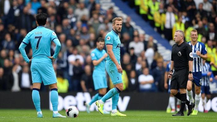 Tottenham tercecer di posisi 14 Liga Inggris. (Foto: REUTERS/Toby Melville) Tottenham tercecer di posisi 14 Liga Inggris. (Foto: REUTERS/Toby Melville)