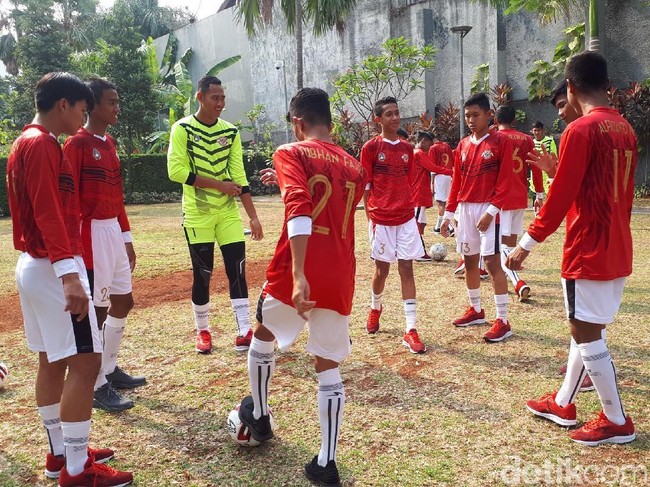 Sempat Minder karena Jangkung, Kiper Persib Ini Malah Lolos Garuda Select