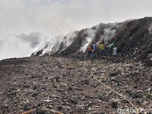 Ini Kendala Pemadaman Kebakaran Sampah di TPA Putri Cempo Solo