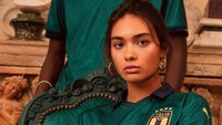 Jersey Italia ini juga tampak sangat cocok untuk menjadi pakaian sehar-hari. (Foto: Instagram @pumafootball)
