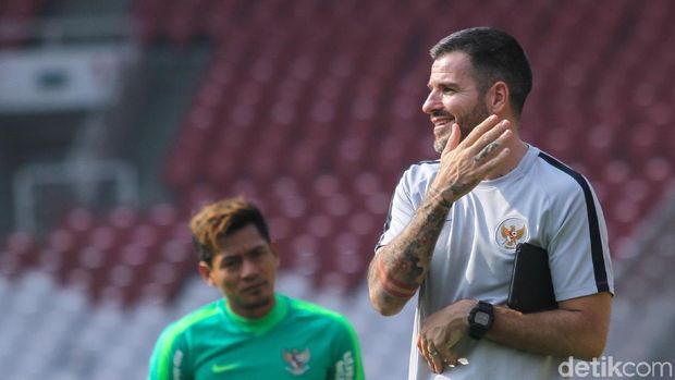 Simon Mc Menemy, pelatih Timnas Indonesia