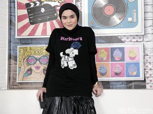 Sivia Azizah Bicara Tentang Menyayangi Diri Sendiri Sivia Azizah Bicara Tentang Menyayangi Diri Sendiri