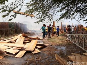 Ribuan Lembar Kayu Dijemur Ludes Terbakar, Kerugian Ditaksir Rp 1 Miliar