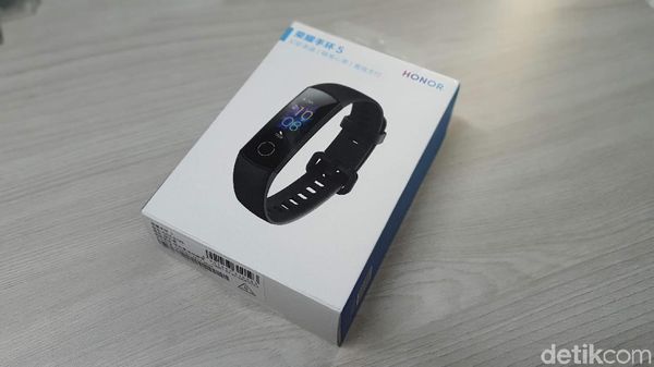 Unboxing Honor Band 5, Gelang Pintar Pesaing Mi Band 4