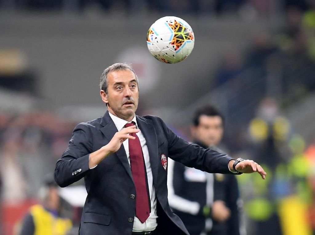 Boban: Milan Tak Punya Pilihan Lain Kecuali Pecat Giampaolo Boban: Milan Tak Punya Pilihan Lain Kecuali Pecat Giampaolo