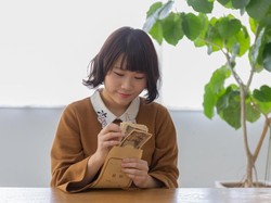 4 Zodiak Beruntung 27 September: Sagitarius Pemasukan Ngalir Terus