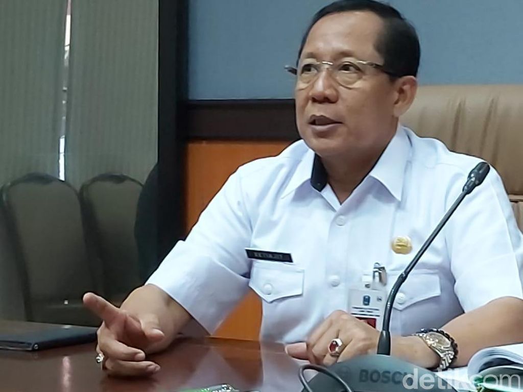ESDM Jatim Minta Risma Tetapkan Status Darurat Semburan Minyak di Kutisari ESDM Jatim Minta Risma Tetapkan Status Darurat Semburan Minyak di Kutisari