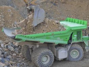 Duh! Ribuan Truk Tambang di Indonesia Ternyata Masih Impor