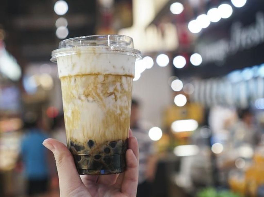 Gokil! Bisnis Boba Tea Bisa Jual Ribuan Gelas/Hari Gokil! Bisnis Boba Tea Bisa Jual Ribuan Gelas/Hari