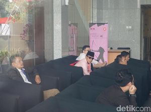 Rizal Djalil Janji Akan Buka-bukaan ke KPK soal Kasus Proyek Air Minum Rizal Djalil Janji Akan Buka-bukaan ke KPK soal Kasus Proyek Air Minum