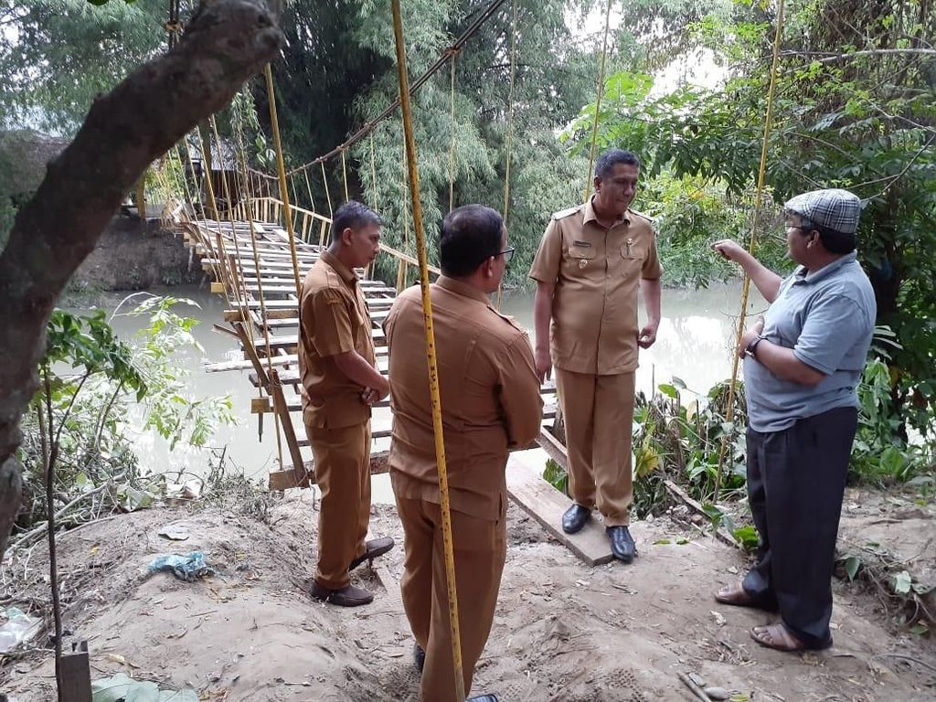 Ombudsman Perkirakan Perbaikan Jembatan Maut di Pidie Selesai 30 Hari Ombudsman Perkirakan Perbaikan Jembatan Maut di Pidie Selesai 30 Hari