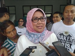 Bupati Bogor Sindir Warga: Salat-Ngaji Rajin, Tapi Buang Sampah Sembarangan