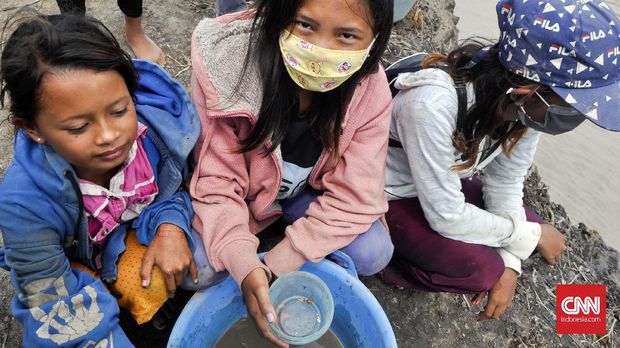 Siswa Rela Bolos Demi Cari Harta Karun Sriwijaya