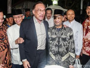 Anwar Ibrahim Takziah ke Keluarga Habibie Anwar Ibrahim Takziah ke Keluarga Habibie