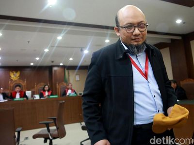 Novel Baswedan Bersaksi untuk Markus Nari di Kasus e-KTP