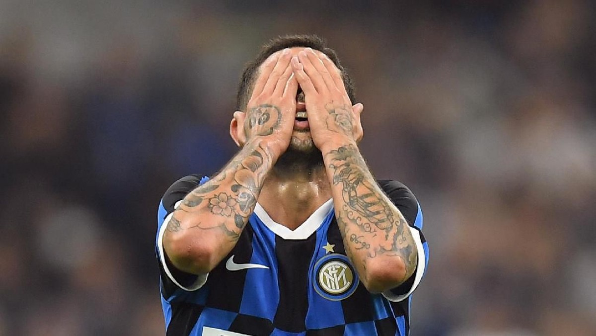 Stefano Sensi cedera paha usai lawan Juventus (REUTERS/Daniele Mascolo)