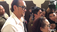 Nunung bersama Iyan Sambiran tiba di PN Jakarta Selatan