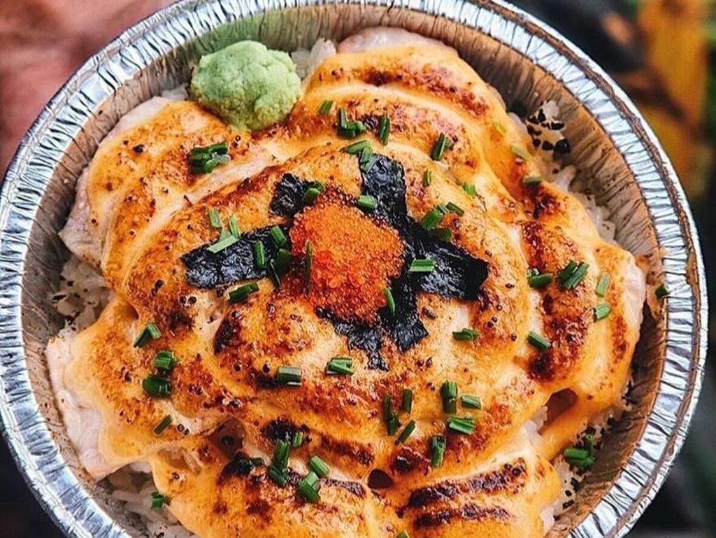 Ada Salmon Mentai Creamy yang Gurih Lembut di 5 Tempat Ini Ada Salmon Mentai Creamy yang Gurih Lembut di 5 Tempat Ini